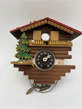 Vintage Small Swiss Chalet Style Wooden Cuckoo Clock UNTESTED/UNKNOWN IF WORKS